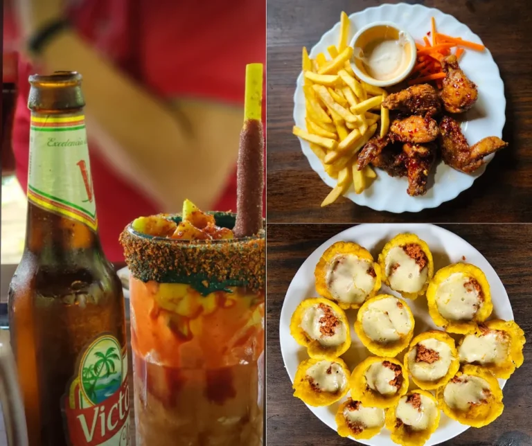 Plato con alitas de pollo crujientes, tostones con queso y un vaso de michelada, especialidades del restaurante y bar de Hotel El Pantano en Jalapa.